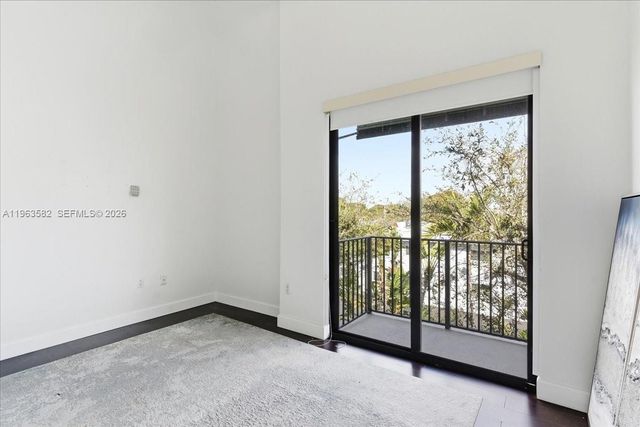 7743 SW 99th St 2, Miami, FL 33156