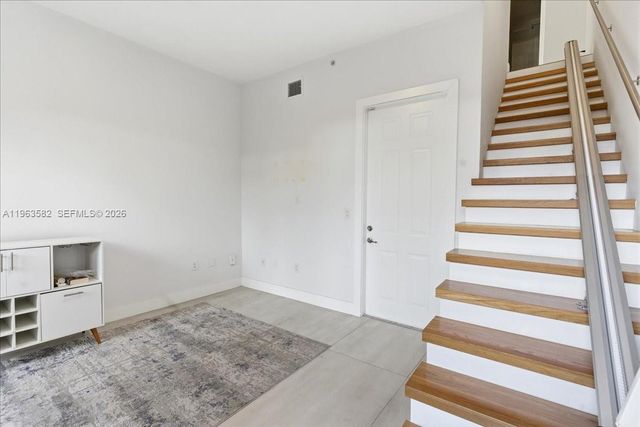 7743 SW 99th St 2, Miami, FL 33156