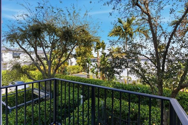 7743 SW 99th St 2, Miami, FL 33156