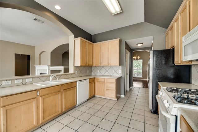 3209 Bloomfield Trail, Mansfield, TX 76063