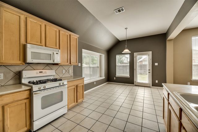 3209 Bloomfield Trail, Mansfield, TX 76063