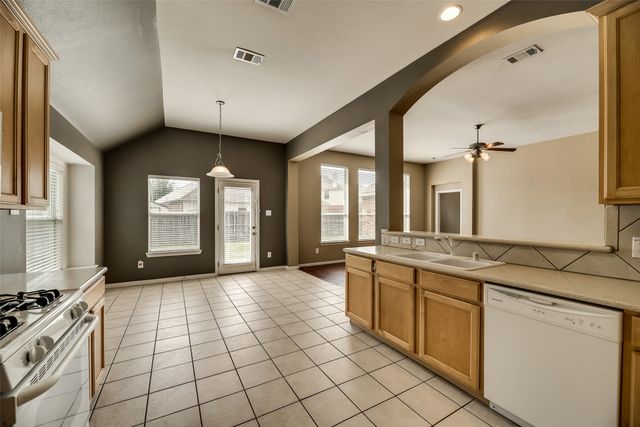 3209 Bloomfield Trail, Mansfield, TX 76063