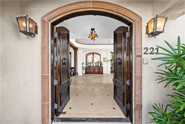 221 Rivo Alto Canal, Long Beach, CA 90803