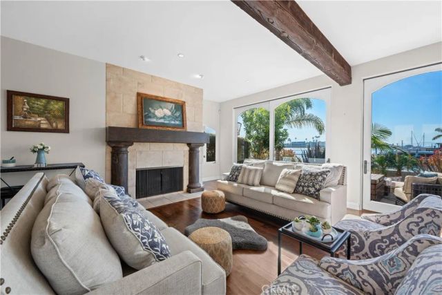 221 Rivo Alto Canal, Long Beach, CA 90803