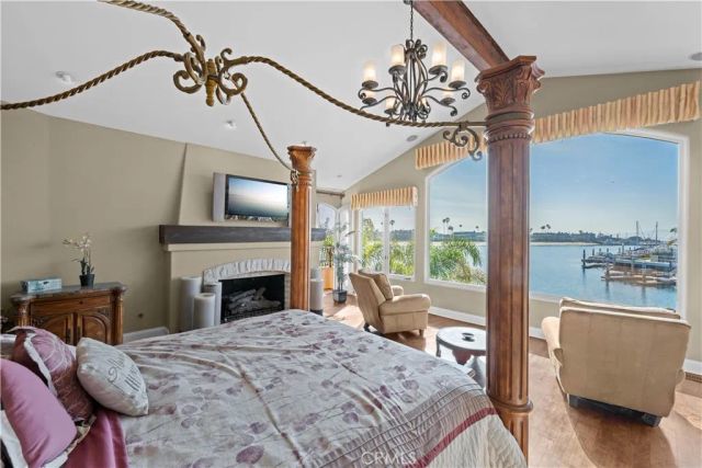 221 Rivo Alto Canal, Long Beach, CA 90803