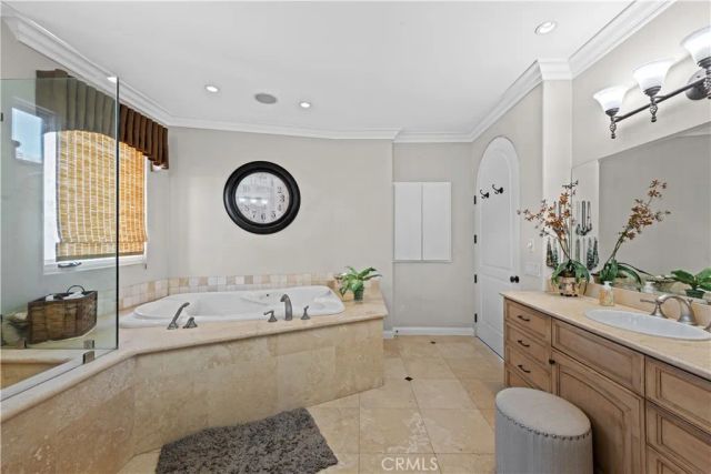 221 Rivo Alto Canal, Long Beach, CA 90803