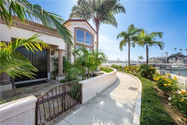 221 Rivo Alto Canal, Long Beach, CA 90803