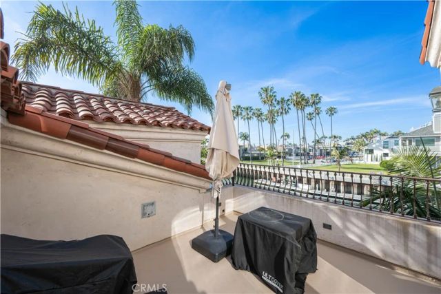 221 Rivo Alto Canal, Long Beach, CA 90803