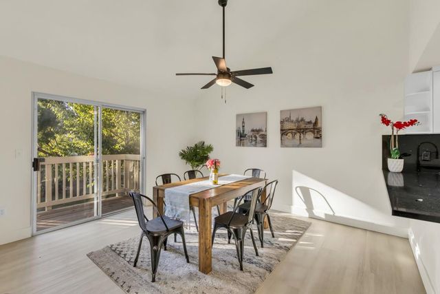 213 Live Oak Cir, Roseville, CA 95678