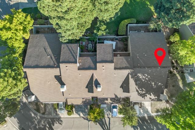 213 Live Oak Cir, Roseville, CA 95678