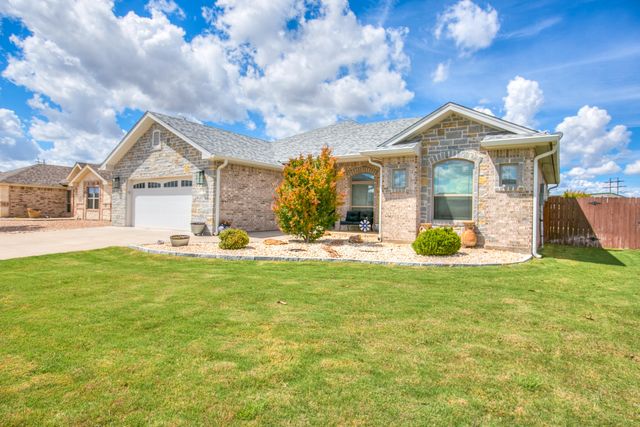 1950 Colonial Drive, San Angelo, TX 76904