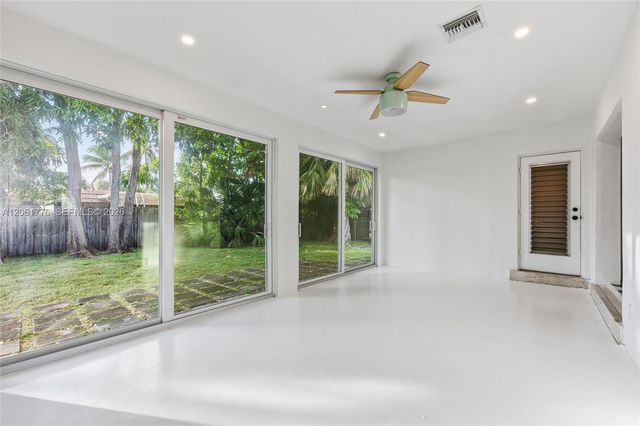3497 NE 20th Avenue, Oakland Park, FL 33306