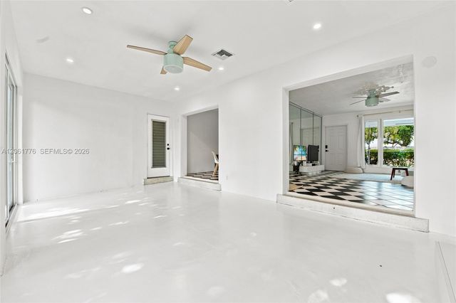 3497 NE 20th Avenue, Oakland Park, FL 33306