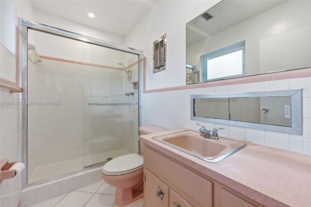 3497 NE 20th Avenue, Oakland Park, FL 33306