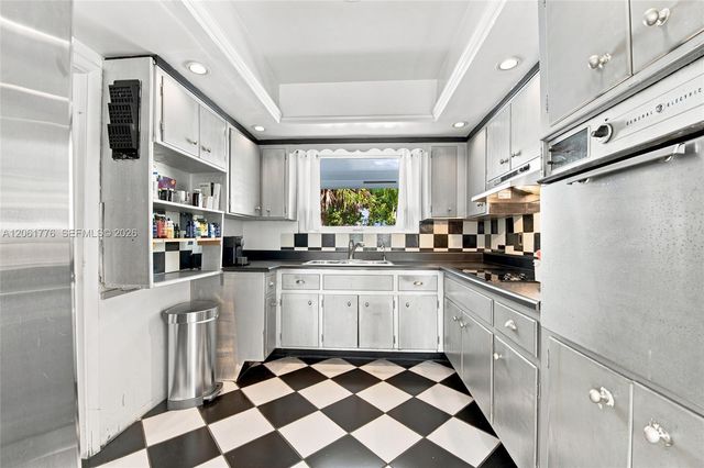 3497 NE 20th Avenue, Oakland Park, FL 33306