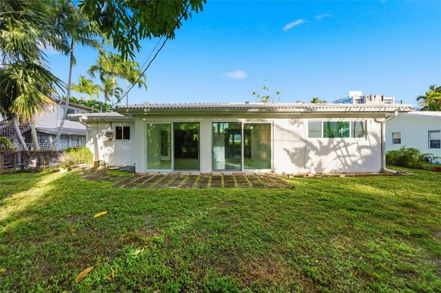 3497 NE 20th Avenue, Oakland Park, FL 33306