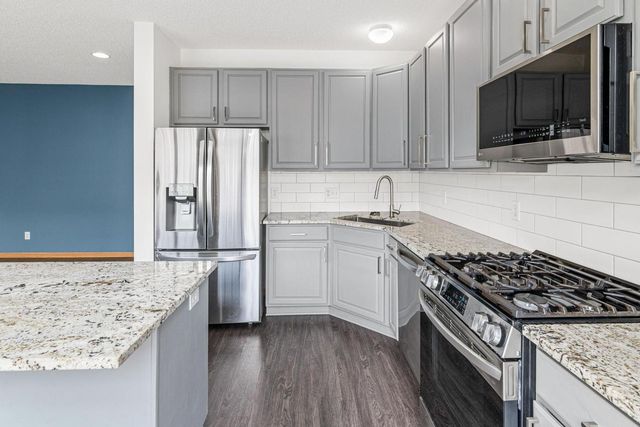 4108 Parker Green, Robbinsdale, MN 55422