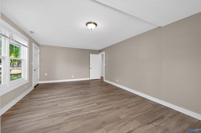 814 1st Avenue, Athens, AL 35611