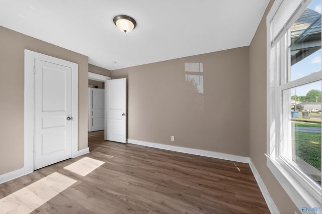 814 1st Avenue, Athens, AL 35611