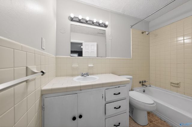 814 1st Avenue, Athens, AL 35611