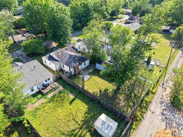 814 1st Avenue, Athens, AL 35611