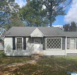 814 1st Avenue, Athens, AL 35611