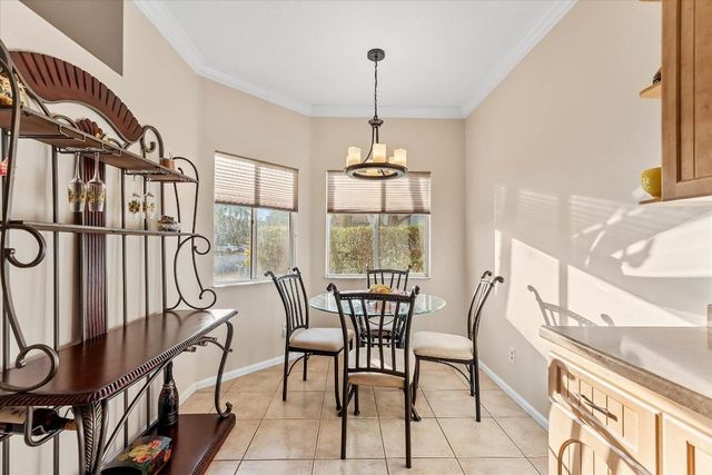 6757 Via Regina 3, Boca Raton, FL 33433