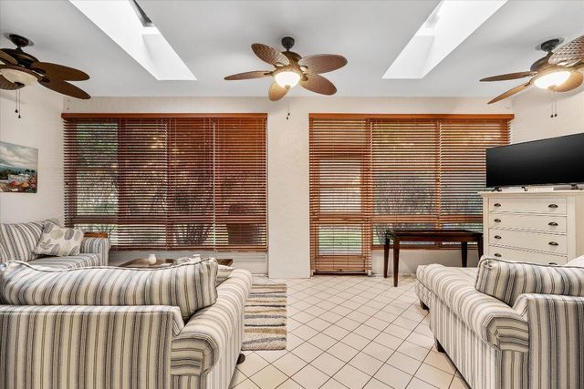 6757 Via Regina 3, Boca Raton, FL 33433