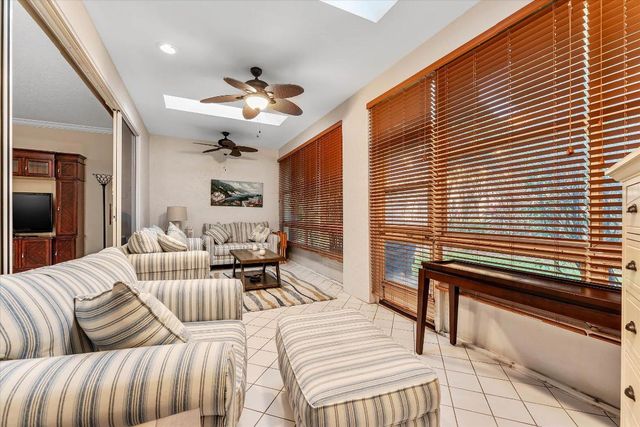 6757 Via Regina 3, Boca Raton, FL 33433