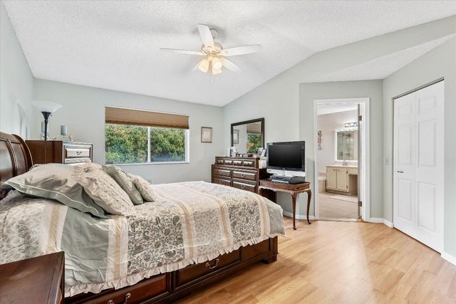 6757 Via Regina 3, Boca Raton, FL 33433