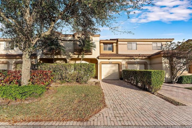 6757 Via Regina 3, Boca Raton, FL 33433