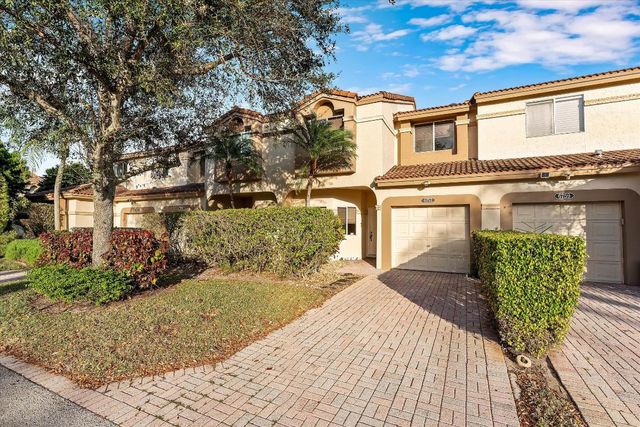 6757 Via Regina 3, Boca Raton, FL 33433