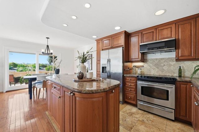 1835 Pleasantdale Drive, Encinitas, CA 92024