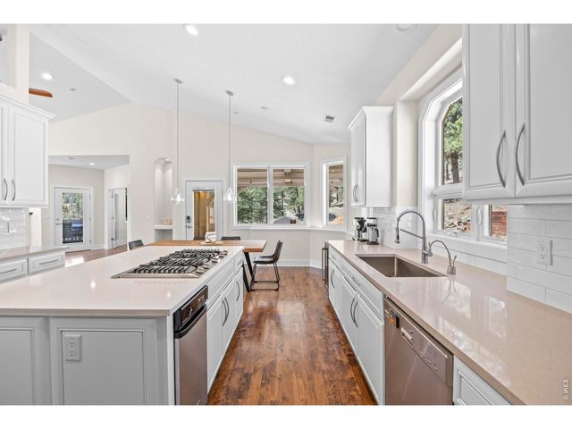 738 Wagonwheel Gap Rd, Boulder, CO 80302