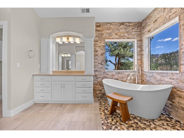 738 Wagonwheel Gap Rd, Boulder, CO 80302