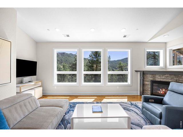 738 Wagonwheel Gap Rd, Boulder, CO 80302
