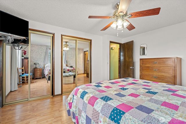 9505 NW 21st Avenue, Vancouver, WA 98665