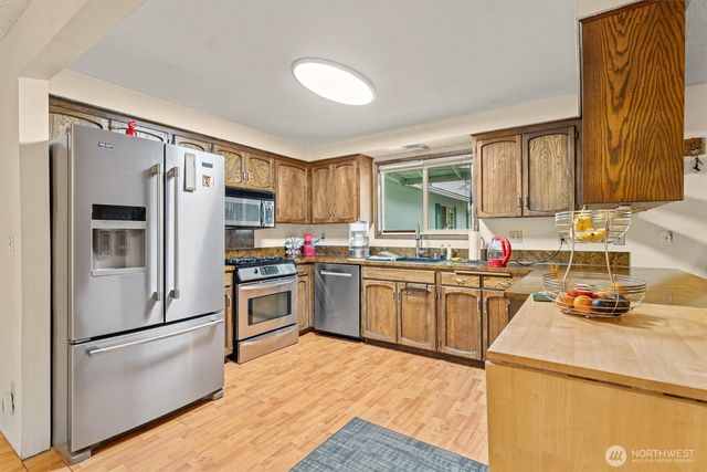 9505 NW 21st Avenue, Vancouver, WA 98665