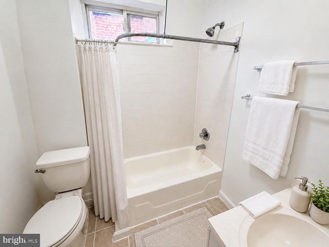 6218 BELFIELD AVE, Philadelphia, PA 19144