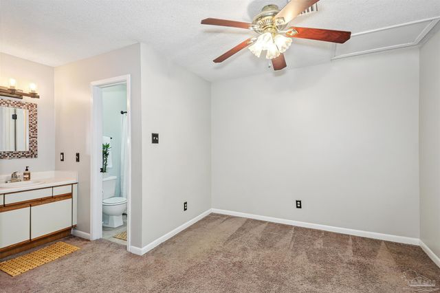 7150 Plantation Rd 122, Pensacola, FL 32504