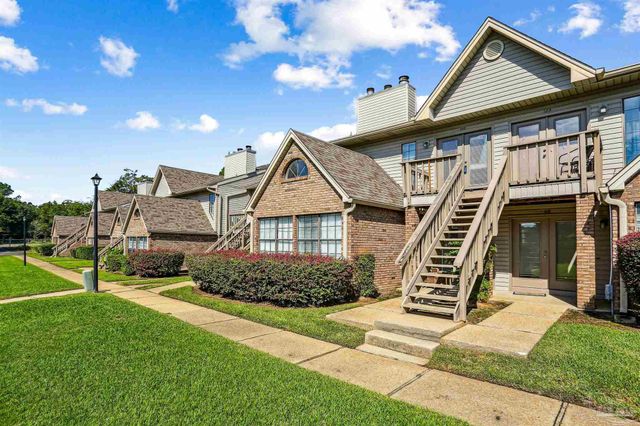 7150 Plantation Rd 122, Pensacola, FL 32504