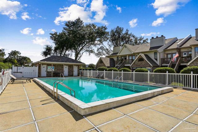 7150 Plantation Rd 122, Pensacola, FL 32504