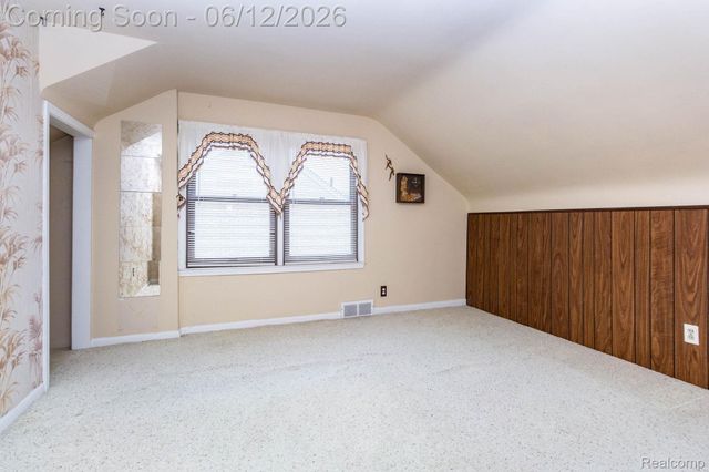 15087 Thomas Avenue, Allen Park, MI 48101