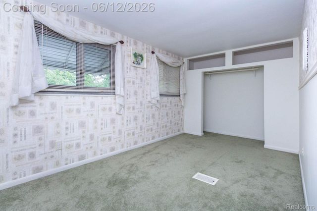 15087 Thomas Avenue, Allen Park, MI 48101