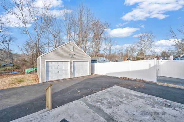 380 Glen Hills Road, Meriden, CT 06451