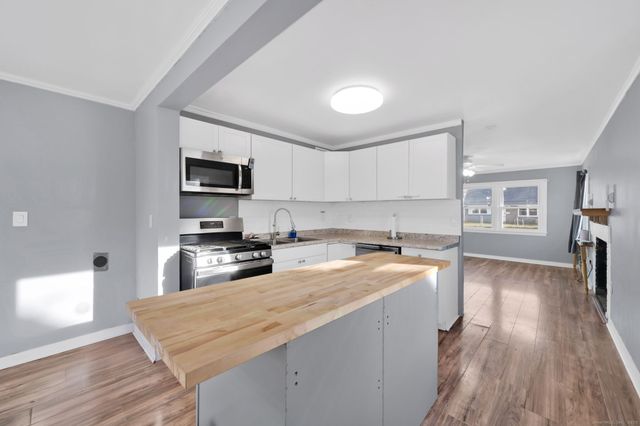 380 Glen Hills Road, Meriden, CT 06451