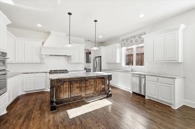 2716 Damsel Madison Lane, Lewisville, TX 75056