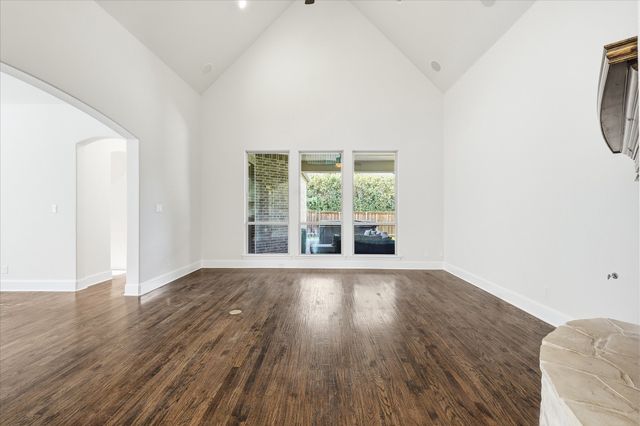 2716 Damsel Madison Lane, Lewisville, TX 75056
