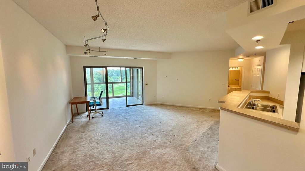 3005 S LEISURE WORLD BLVD #715, Silver Spring, MD 20906