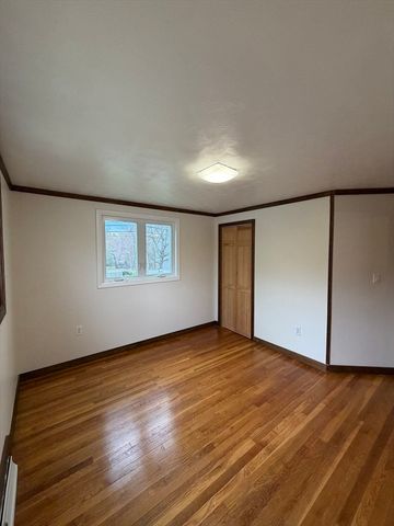 31 Mohawk, Burlington, MA 01803